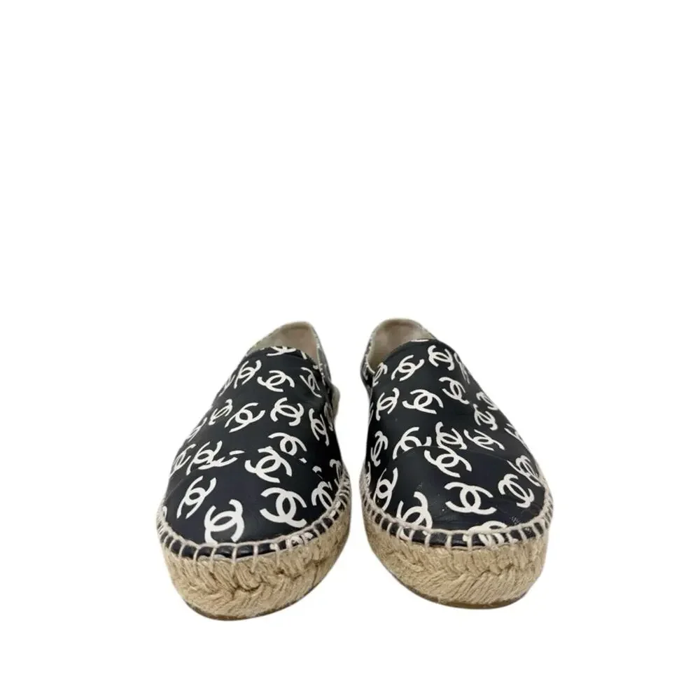 Chanel CC Monogram Logo Lambskin Leather Black White Espadrilles Size 40